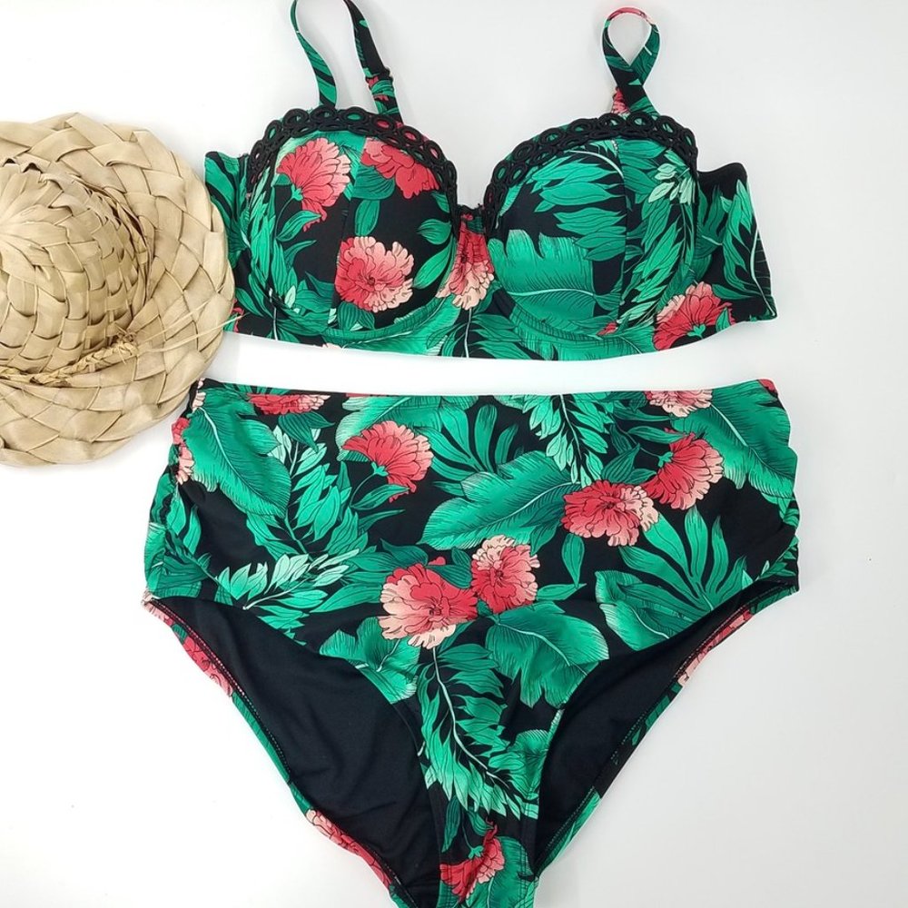 Boutique Tropical Print Underwired 2 Piece Bikini